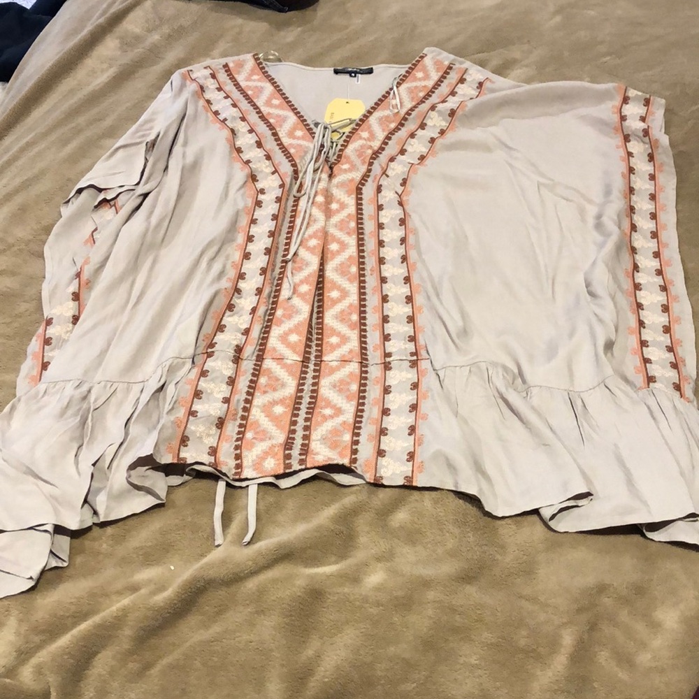 Boho top. Cinch back